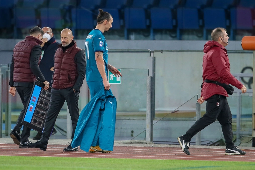 Ibrahimovic mengalami cedera pada pertandingan AC Milan melawan AS Roma